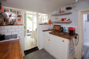Kitchen- click for photo gallery